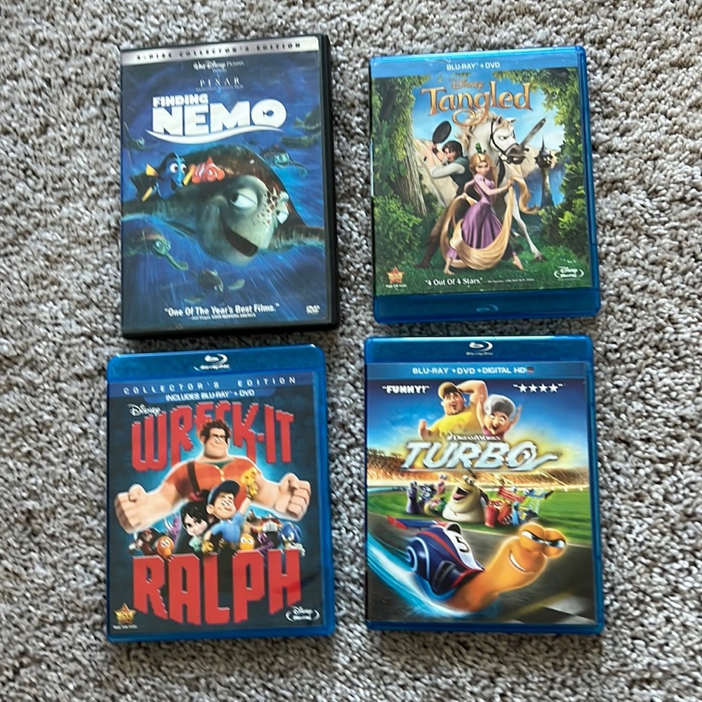 Bundle of 4 Disney Blu-ray & DVD’s movies
